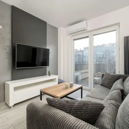 Elegancki We Wroclawiu Blisko Parku I Rzeki Z Klimatyzacja W Salonie I Biurkiem By Renters Διαμέρισμα